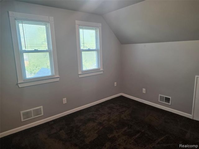 21958 Birchwood Avenue, Eastpointe, MI 48021