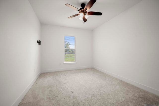 39262 Bridge Path Ln, Gonzales, LA 70737