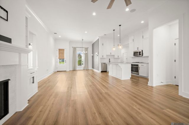 39262 Bridge Path Ln, Gonzales, LA 70737