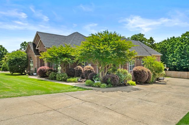 401 Greystone Boulevard, Cabot, AR 72023