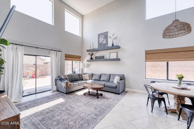 3173 W FIVE MILE PEAK Drive, San Tan Valley, AZ 85144