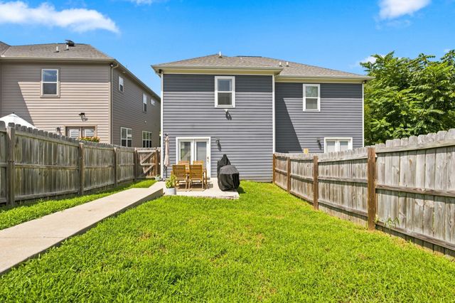 1711B Nubell St, Nashville, TN 37208