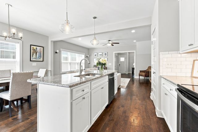 1711B Nubell St, Nashville, TN 37208