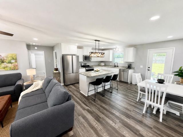 160 Northbrook Drive, Slocomb, AL 36375