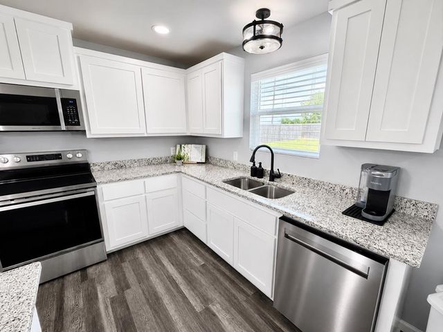 160 Northbrook Drive, Slocomb, AL 36375