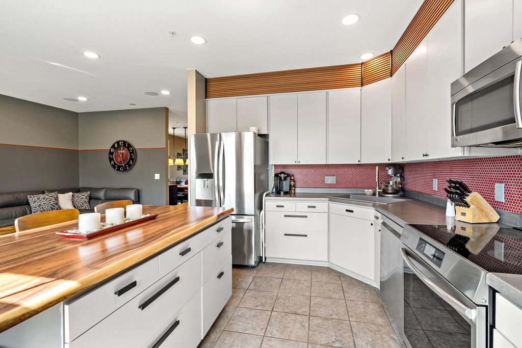 510 Huset Parkway NE, Columbia Heights, MN 55421 — photo 5