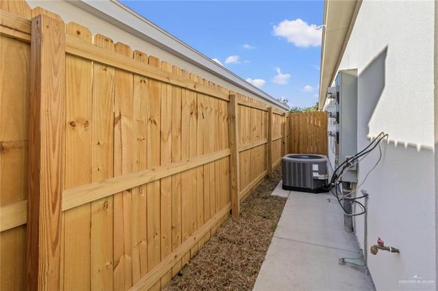 1213 Shavano Drive 4, Edinburg, TX 78541