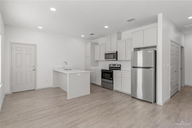 1213 Shavano Drive 4, Edinburg, TX 78541