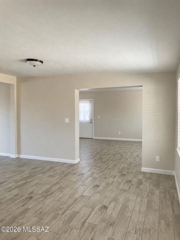 6552 E Calle Mercurio, Tucson, AZ 85710