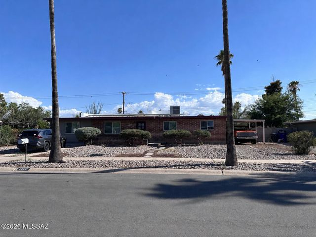 6552 E Calle Mercurio, Tucson, AZ 85710
