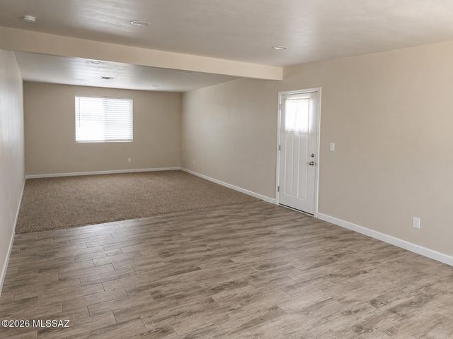 6552 E Calle Mercurio, Tucson, AZ 85710