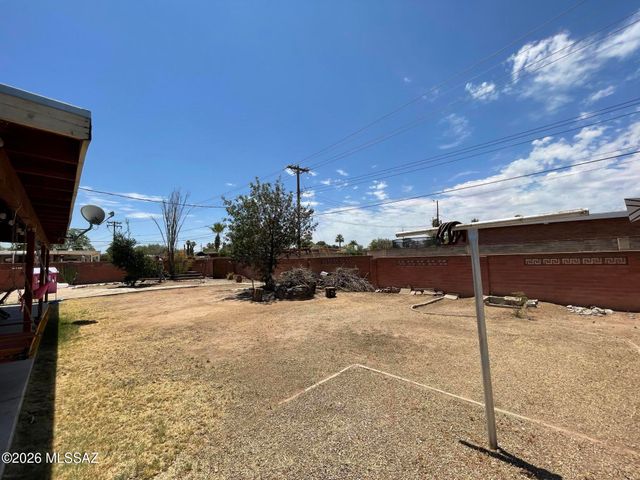 6552 E Calle Mercurio, Tucson, AZ 85710