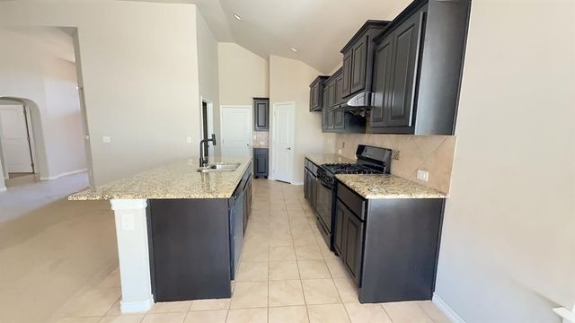 11325 SW 33rd Terrace, Yukon, OK 73099