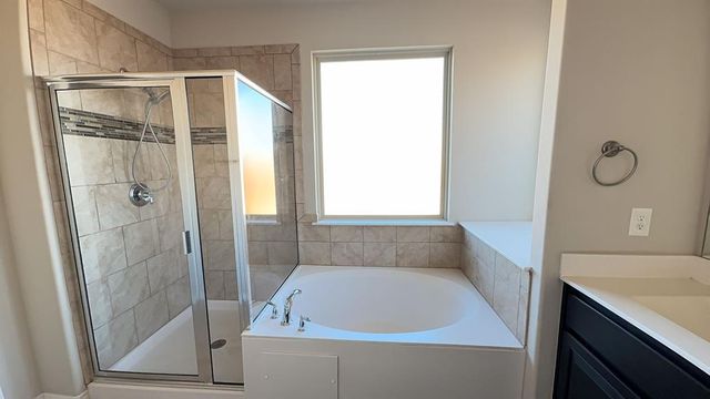 11325 SW 33rd Terrace, Yukon, OK 73099