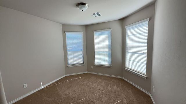 11325 SW 33rd Terrace, Yukon, OK 73099