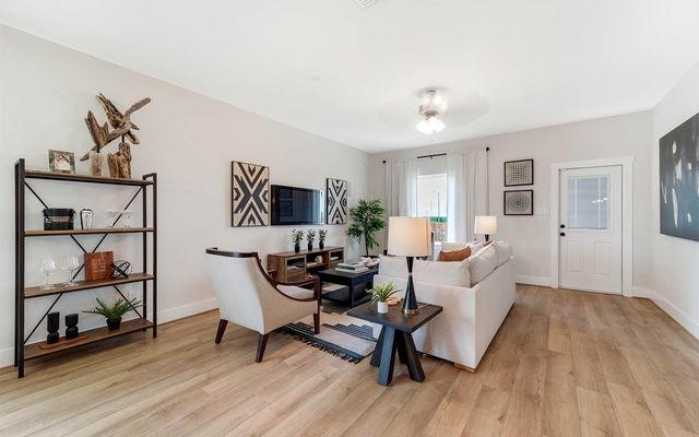 804 Tompkins Ln, Gallatin, TN 37066