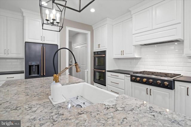 211 DAYLESFORD CT, Kennett Square, PA 19348