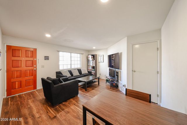 2020 W UNION HILLS Drive 162, Phoenix, AZ 85027