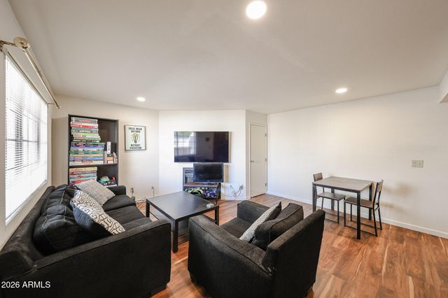 2020 W UNION HILLS Drive 162, Phoenix, AZ 85027