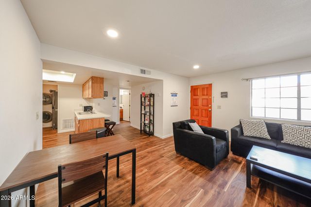 2020 W UNION HILLS Drive 162, Phoenix, AZ 85027