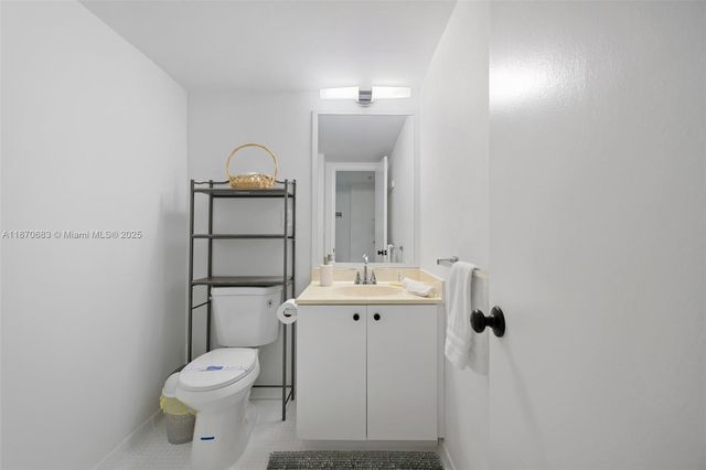 19370 Collins Ave 708, Sunny Isles Beach, FL 33160