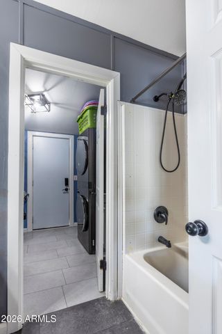 8401 N 67Th Avenue 105, Glendale, AZ 85302