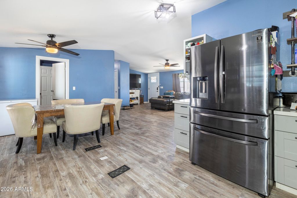 8401 N 67Th Avenue 105, Glendale, AZ 85302 — photo 4