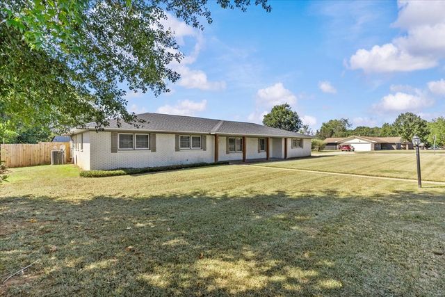 111 Coral Way, Enterprise, AL 36330