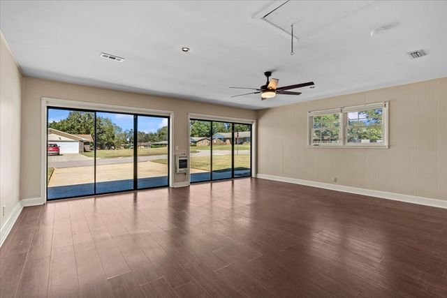 111 Coral Way, Enterprise, AL 36330