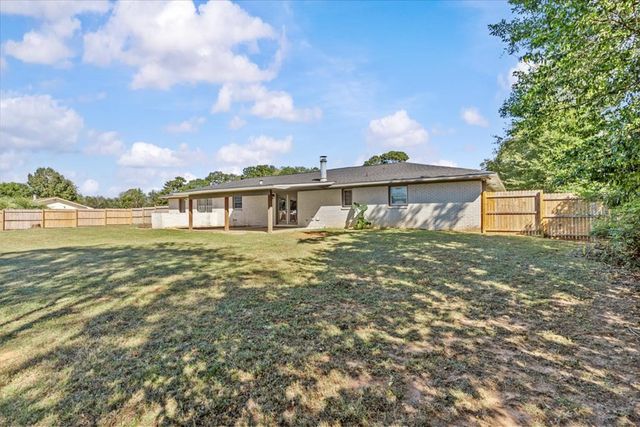 111 Coral Way, Enterprise, AL 36330