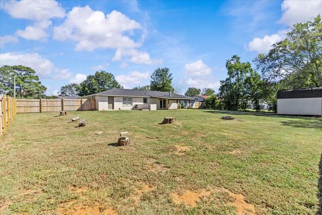 111 Coral Way, Enterprise, AL 36330