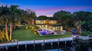 700 SW 12th Ave, Fort Lauderdale, FL 33312