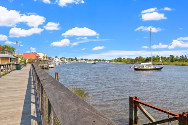 189 Moury Dr, Georgetown, SC 29440