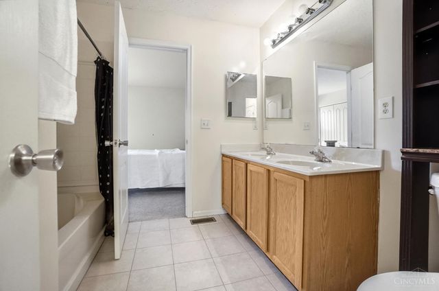 4039 Spyglass Hill, Mason, OH 45040