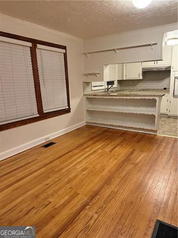 498 Ridge Avenue SW, Mableton, GA 30126