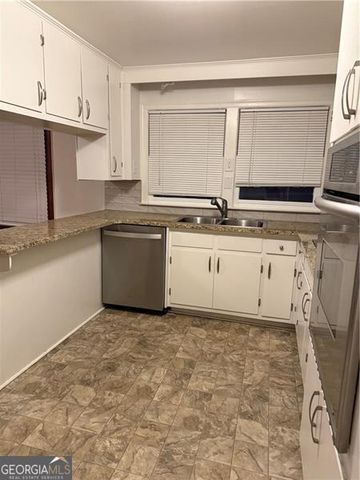 498 Ridge Avenue SW, Mableton, GA 30126