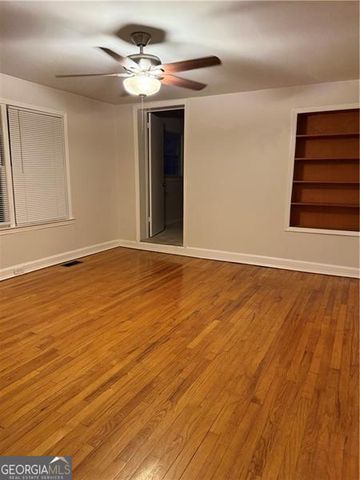 498 Ridge Avenue SW, Mableton, GA 30126