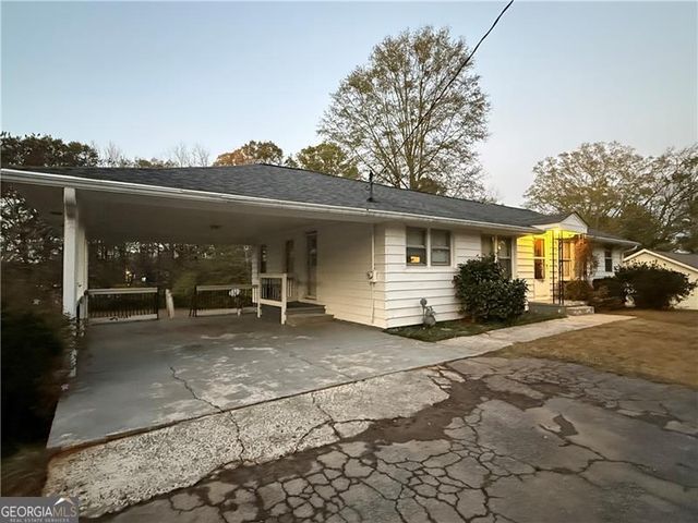 498 Ridge Avenue SW, Mableton, GA 30126