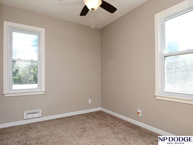7066 Binney Street, Omaha, NE 68104