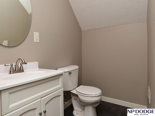 7066 Binney Street, Omaha, NE 68104
