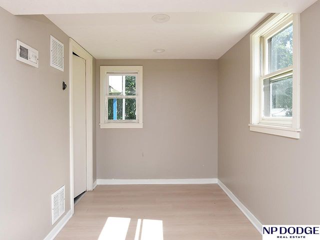 7066 Binney Street, Omaha, NE 68104