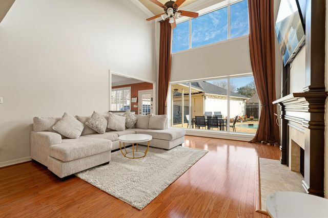 5007 Cambridge Street, Sugar Land, TX 77479