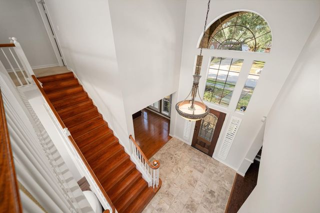 5007 Cambridge Street, Sugar Land, TX 77479