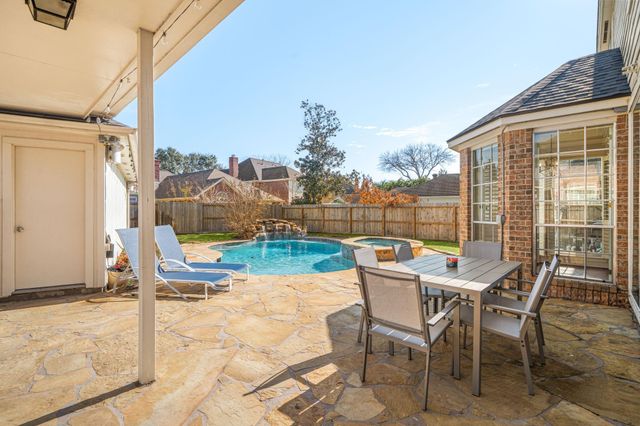 5007 Cambridge Street, Sugar Land, TX 77479