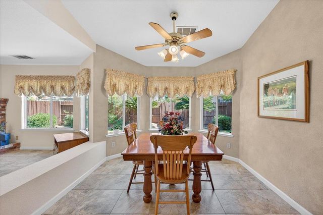 1275 Chennault Avenue, Clovis, CA 93611