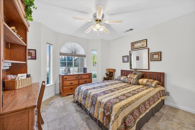 1275 Chennault Avenue, Clovis, CA 93611