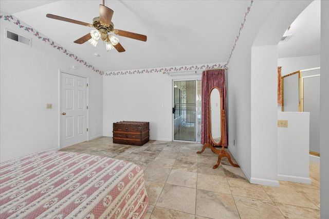 1275 Chennault Avenue, Clovis, CA 93611