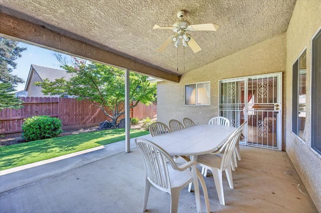 1275 Chennault Avenue, Clovis, CA 93611