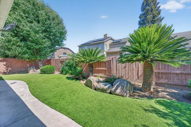 1275 Chennault Avenue, Clovis, CA 93611