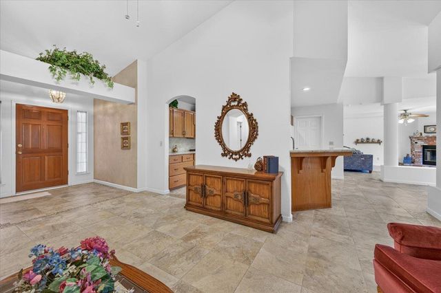 1275 Chennault Avenue, Clovis, CA 93611